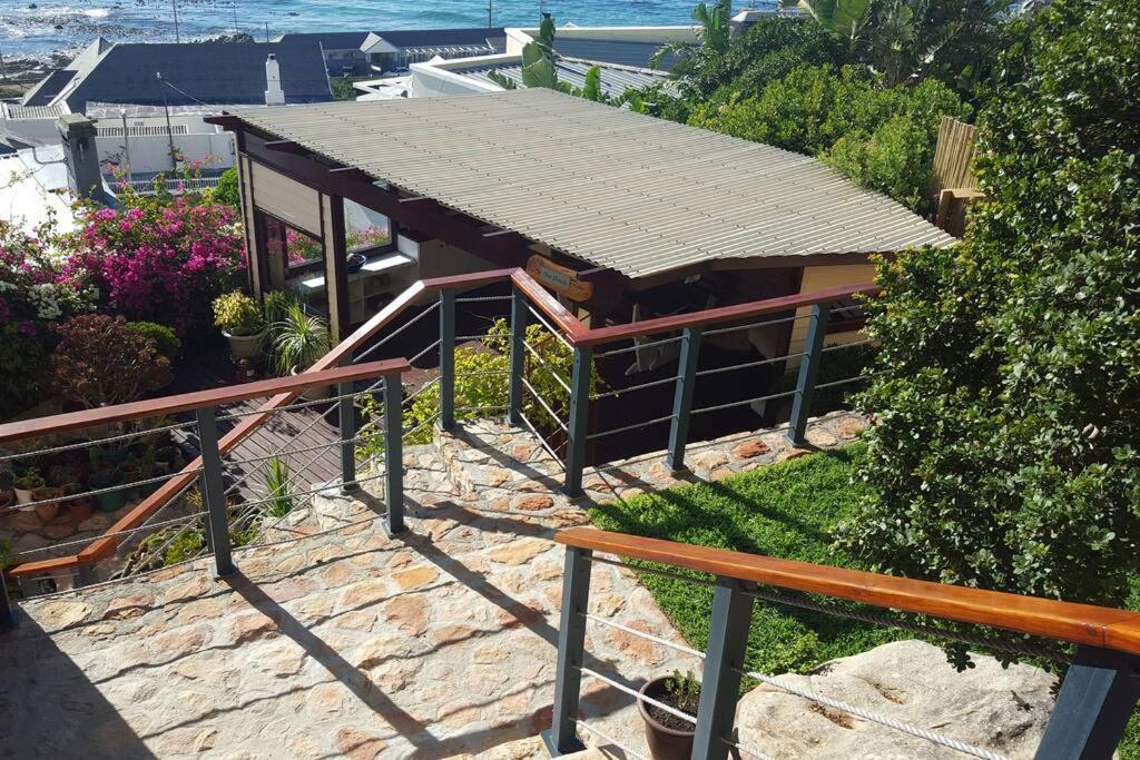 18 Steps - Seaside With Breathtaking Views *