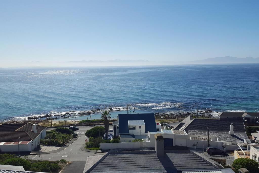 18 Steps - Seaside With Breathtaking Views Appartement *